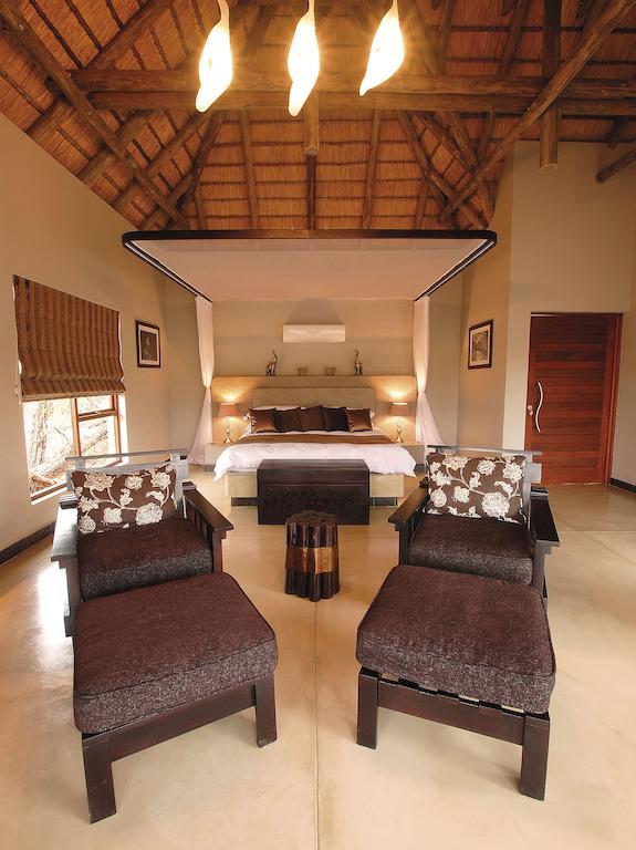 Raptor Retreat Game Lodge Худспрут Номер фото